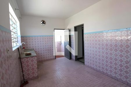 Casa para alugar com 1 quarto, 330m² em Vila Alto de Santo Andre, Santo André