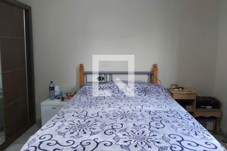 Casa à venda com 2 quartos, 179m² em Vila Claudio, Santo André