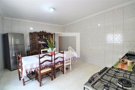 Casa à venda com 3 quartos, 164m² em Vila Guarará, Santo André
