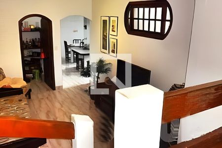 Casa à venda com 3 quartos, 240m² em Jardim Bela Vista, Santo André