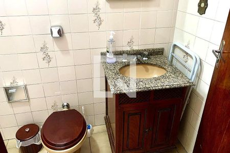 Casa à venda com 3 quartos, 300m² em Vila Camilópolis, Santo André