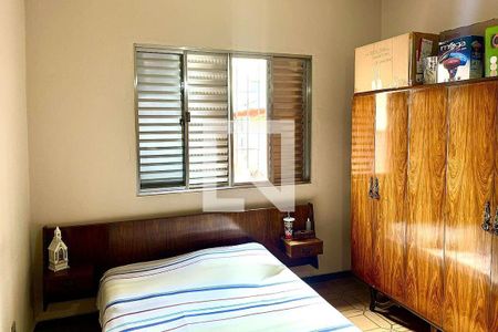 Casa à venda com 3 quartos, 300m² em Vila Camilópolis, Santo André