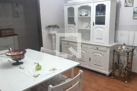 Casa à venda com 3 quartos, 252m² em Jardim Silvana, Santo André