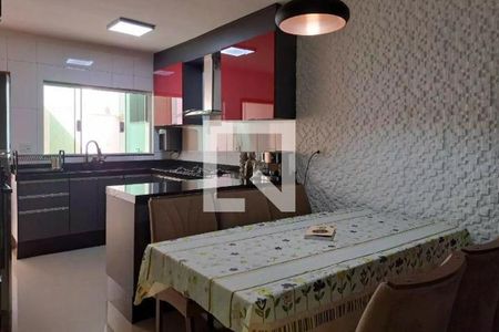 Casa à venda com 3 quartos, 84m² em Parque João Ramalho, Santo André