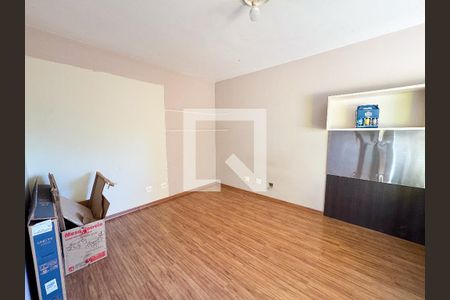 Quarto 1 de casa à venda com 3 quartos, 300m² em Tirol, Contagem