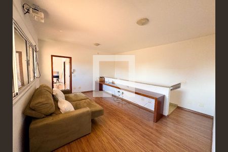 Sala 2 de casa à venda com 3 quartos, 300m² em Tirol, Contagem