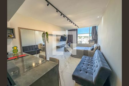 Studio de kitnet/studio para alugar com 1 quarto, 33m² em Centro, Rio de Janeiro