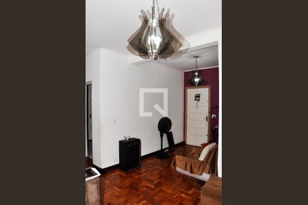 Sala de casa à venda com 3 quartos, 199m² em Vila Guedes, São Paulo