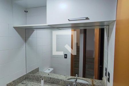 Lavabo de apartamento para alugar com 3 quartos, 146m² em Jacarepaguá, Rio de Janeiro