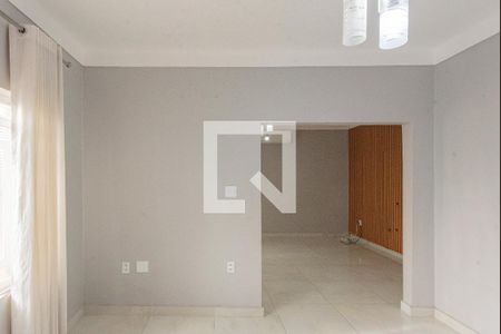 Sala de casa à venda com 2 quartos, 138m² em São Bernardo, Campinas