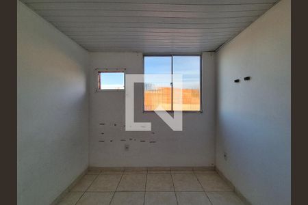 Sala/Quarto de kitnet/studio para alugar com 1 quarto, 30m² em Jacarepaguá, Rio de Janeiro