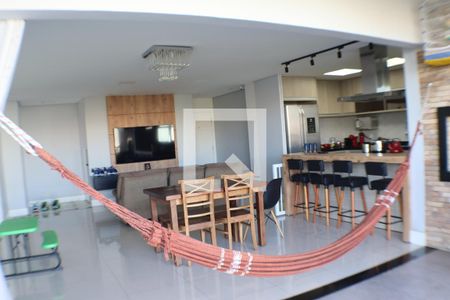Sala de apartamento à venda com 3 quartos, 119m² em Jardim Tupanci, Barueri