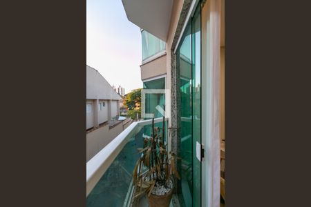 Varanda da Sala de casa de condomínio à venda com 2 quartos, 90m² em Vila Carmosina, São Paulo