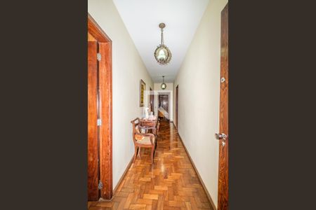 Sala de casa à venda com 4 quartos, 376m² em Anchieta, Belo Horizonte