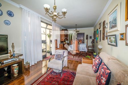 Sala de casa à venda com 4 quartos, 376m² em Anchieta, Belo Horizonte