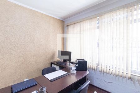 Escritório de casa para alugar com 3 quartos, 500m² em Km 18, Osasco