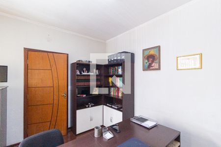 Escritório de casa para alugar com 3 quartos, 500m² em Km 18, Osasco