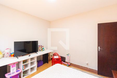 Quarto 1 de casa para alugar com 3 quartos, 500m² em Km 18, Osasco