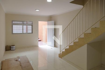 Sala de casa para alugar com 2 quartos, 150m² em Jardim Gopouva, Guarulhos