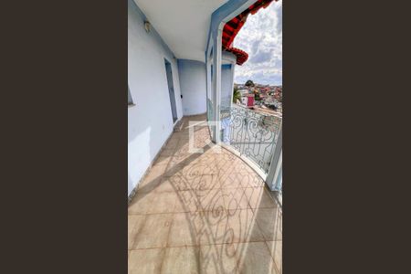 Sacada/Sala de casa para alugar com 5 quartos, 508m² em Concórdia, Belo Horizonte