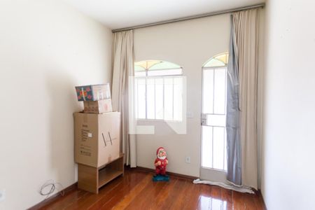 Casa 1 - Sala de casa à venda com 2 quartos, 153m² em Pindorama, Belo Horizonte