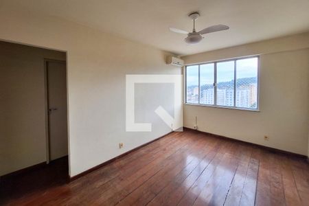 Sala de apartamento para alugar com 2 quartos, 80m² em Fonseca, Niterói