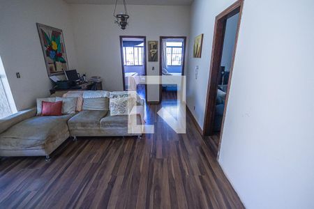 Sala de casa à venda com 4 quartos, 2000m² em Bandeirantes (pampulha), Belo Horizonte