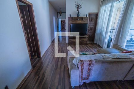 Sala de casa à venda com 4 quartos, 2000m² em Bandeirantes (pampulha), Belo Horizonte