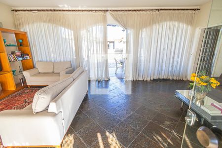 Sala de casa à venda com 4 quartos, 2000m² em Bandeirantes (pampulha), Belo Horizonte