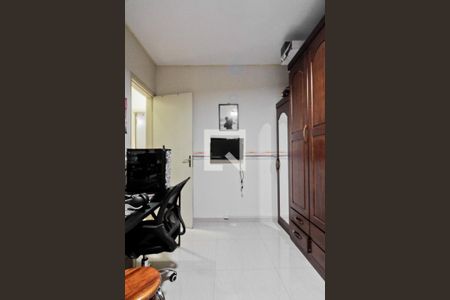 Quarto 2 de casa à venda com 3 quartos, 100m² em Vila Basileia, São Paulo