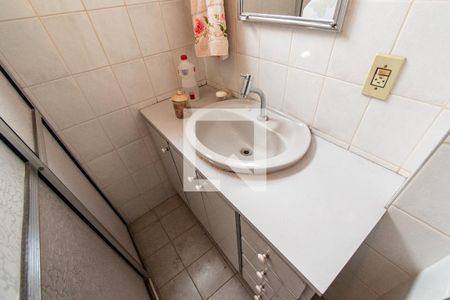 Banheiro de apartamento para alugar com 1 quarto, 99m² em Vila Monumento, São Paulo