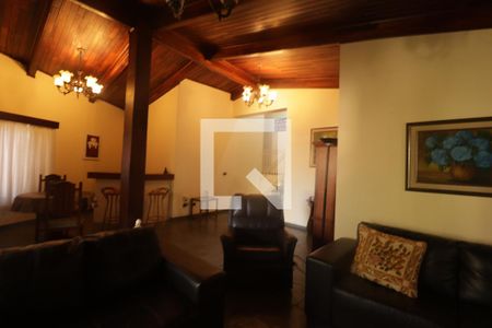 Sala de casa à venda com 4 quartos, 300m² em Jardim Paulista I, Jundiaí