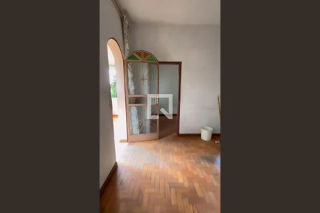 Casa para alugar com 6 quartos, 320m² em Céu Azul, Belo Horizonte