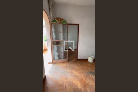 Casa para alugar com 6 quartos, 320m² em Céu Azul, Belo Horizonte