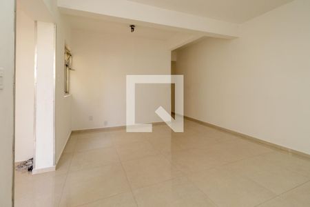 Sala de casa à venda com 3 quartos, 275m² em Aricanduva, São Paulo