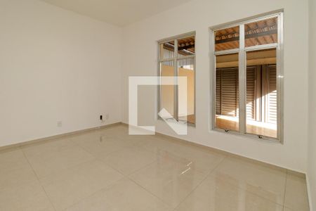 Sala de casa à venda com 3 quartos, 275m² em Aricanduva, São Paulo