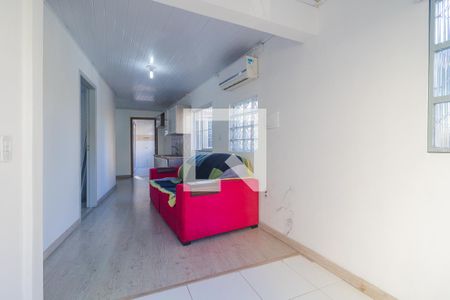 Sala de casa à venda com 2 quartos, 90m² em Azenha, Porto Alegre