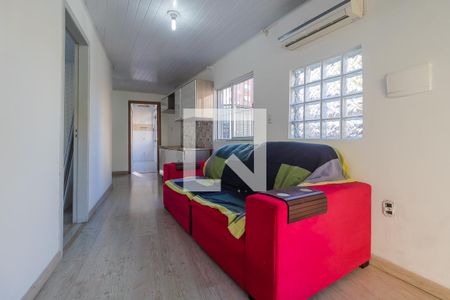 Sala de casa à venda com 2 quartos, 90m² em Azenha, Porto Alegre