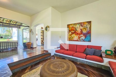 Sala de casa de condomínio para alugar com 5 quartos, 2100m² em Jardim Acapulco, Guarujá