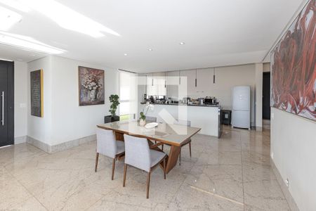 Sala de Jantar de casa de condomínio à venda com 4 quartos, 363m² em Jardim Serrano, Nova Lima