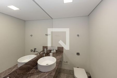Lavabo de casa de condomínio à venda com 4 quartos, 363m² em Jardim Serrano, Nova Lima