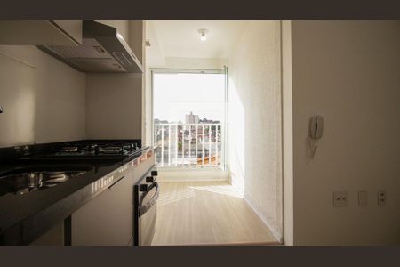 Sala/Cozinha de apartamento para alugar com 2 quartos, 29m² em Vila Santa Clara, São Paulo