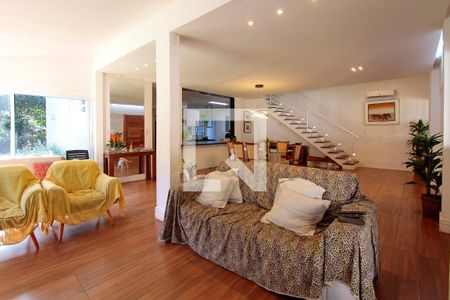 Sala de casa para alugar com 4 quartos, 285m² em Itanhangá, Rio de Janeiro