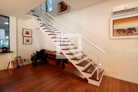 Sala de casa para alugar com 4 quartos, 285m² em Itanhangá, Rio de Janeiro