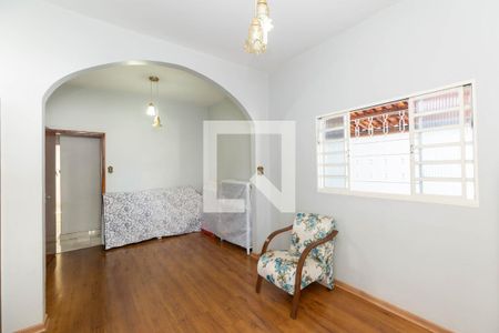 Sala de casa à venda com 3 quartos, 380m² em Camargos, Belo Horizonte