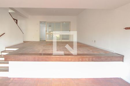 Sala 1 de casa para alugar com 4 quartos, 240m² em Bela Vista, Porto Alegre