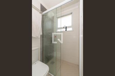 Banheiro da Suíte de apartamento para alugar com 3 quartos, 72m² em Vila Sao Francisco, Hortolândia