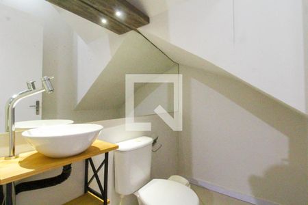 Lavabo de casa de condomínio à venda com 3 quartos, 120m² em Mato Grande, Canoas