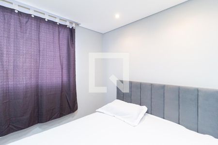 Quarto 1 de apartamento para alugar com 2 quartos, 40m² em Vila da Oportunidade, Carapicuíba