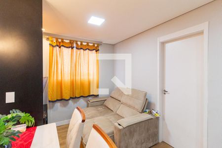 Sala de apartamento para alugar com 2 quartos, 40m² em Vila da Oportunidade, Carapicuíba